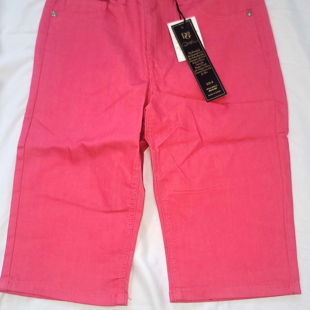 NWT, DG2 Women's Capris Jeans Pants